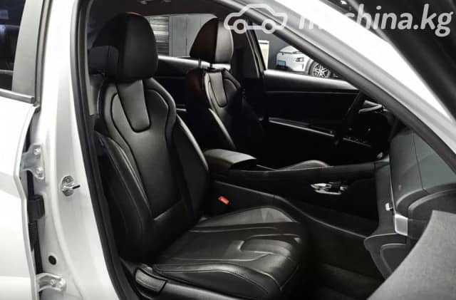 Hyundai Avante VII 1.6hyb AMT