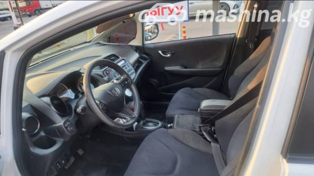 Honda Jazz II Рестайлинг 1.5 CVT