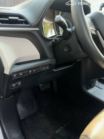 Toyota Sienna IV 2.5hyb AT