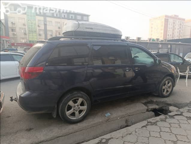 Toyota Sienna II 3.3 AT