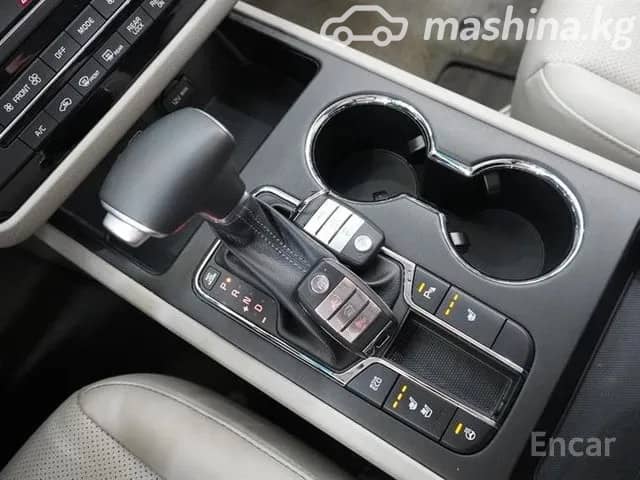 Kia Carnival III 2.2d AT