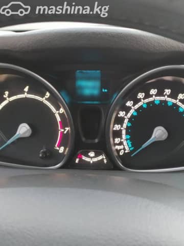 Ford Fiesta Mk6 Рестайлинг 1.6 AMT