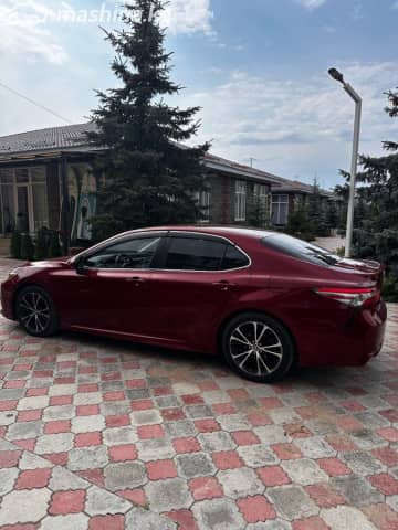 Toyota Camry VIII (XV70) 2.5 AT