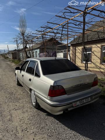 Daewoo Nexia I 1.5 MT