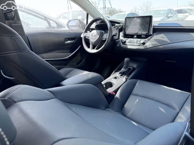 Toyota Corolla XII (E210) Sporty 1.8hyb CVT