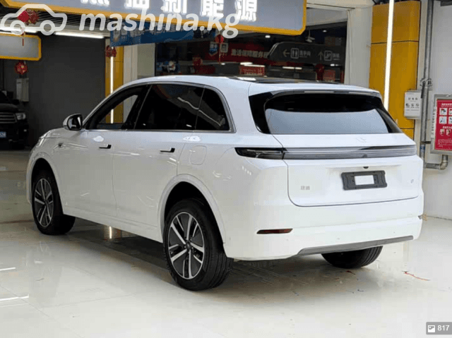 LiXiang L7 Рестайлинг 1.5hyb AT 4WD