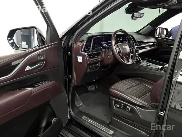 Cadillac Escalade V ESV 6.2 AT 4WD