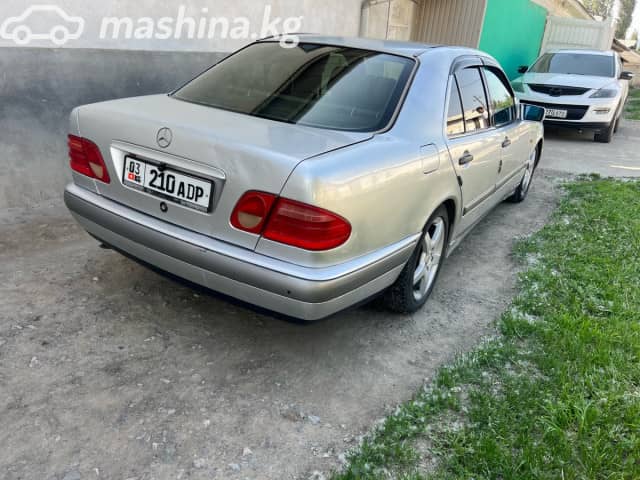Mercedes-Benz E-Класс II (W210, S210) 230 2.3 MT