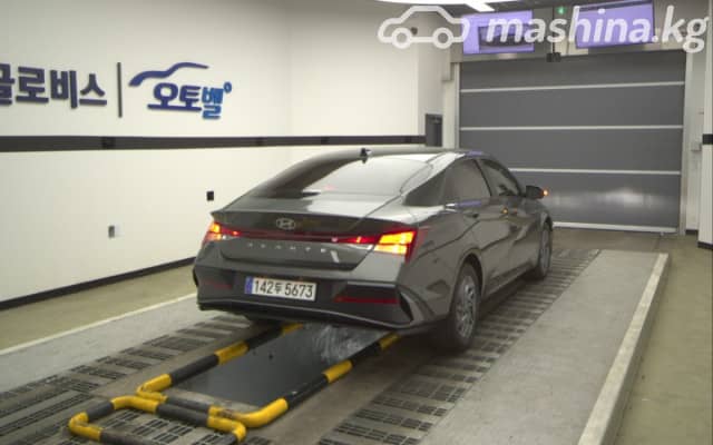Hyundai Avante VII Рестайлинг 1.6 CVT