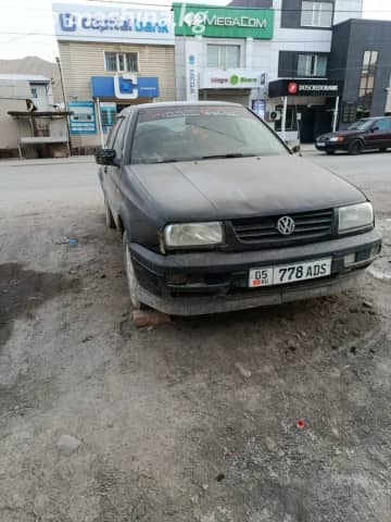 Volkswagen Vento 2.0 MT