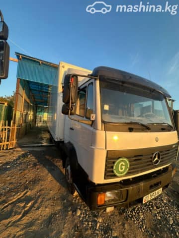 Mercedes-Benz Фургон (6х2)