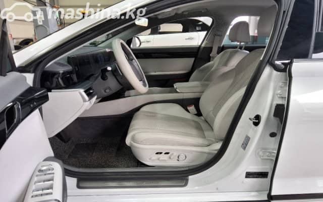 Hyundai Grandeur VII 1.6hyb AT