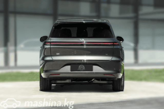 LiXiang L6 1.5hyb AT 4WD