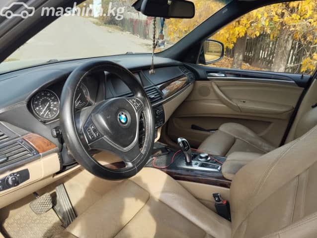 BMW X5 II (E70) 30i 3.0 AT 4WD