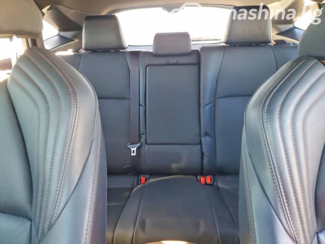 Toyota Venza II 2.5hyb CVT 4WD