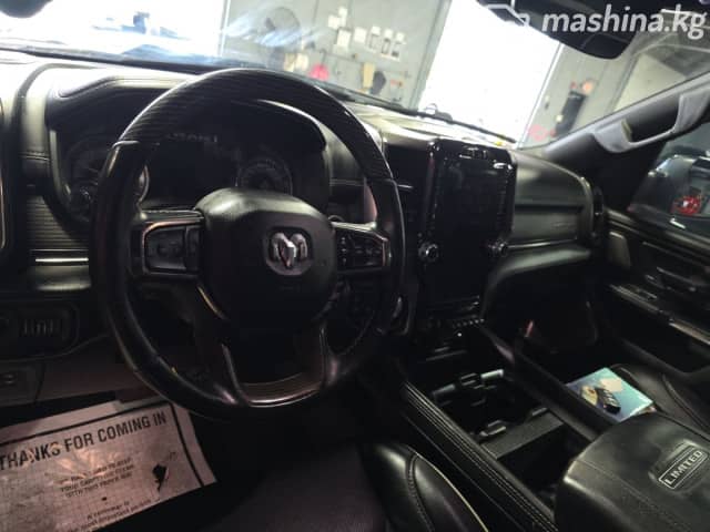 RAM 1500 V Quad Cab 5.7 AT 4WD