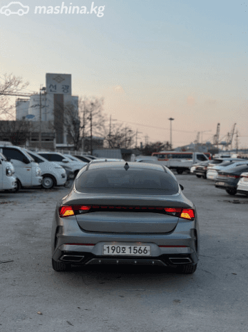 Kia K5 III LPi 2.0 AT