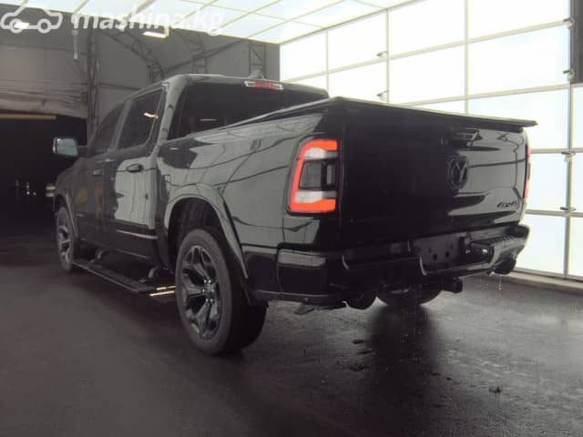RAM 1500 V Quad Cab 5.7 AT 4WD