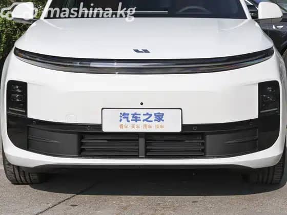 LiXiang L6 1.5hyb AT 4WD