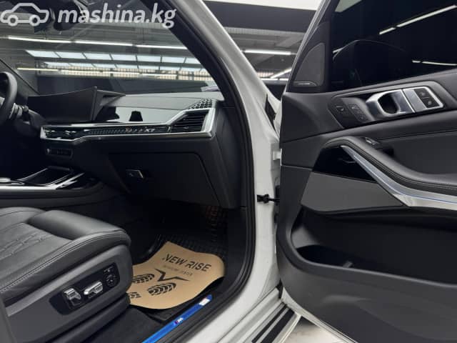 BMW X7 I (G07) Рестайлинг 40d 3.0d AT 4WD