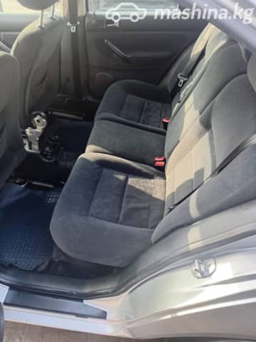 Volkswagen Jetta IV 1.8 MT