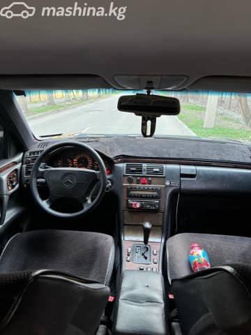 Mercedes-Benz E-Класс II (W210, S210) 320 3.2 AT