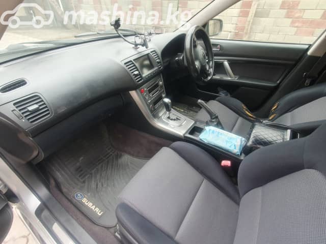 Subaru Legacy IV 3.0 AT 4WD