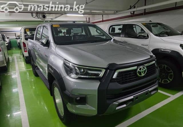 Toyota Hilux VIII Рестайлинг 2.4d AT 4WD