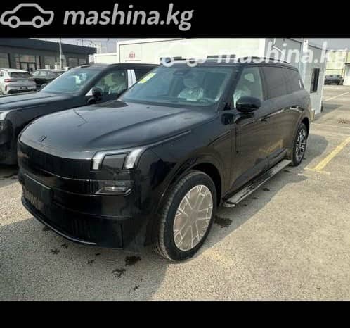 Lynk & Co 900 2.0hyb AT 4WD
