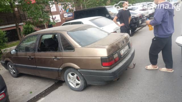 Volkswagen Passat B3 1.8 MT