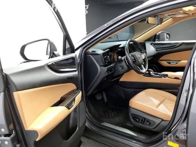 Lexus NX II 350h 2.5hyb AT