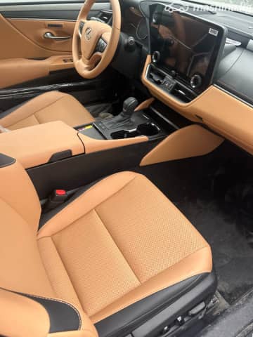 Lexus ES VII Рестайлинг 2 200 2.0 CVT