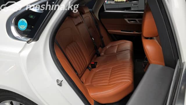 Jaguar XF II 2.0d AT