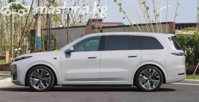 LiXiang L9 Рестайлинг 1.5hyb AT 4WD