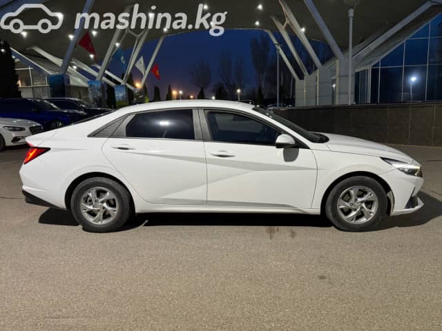 Hyundai Avante VII 1.6 AT