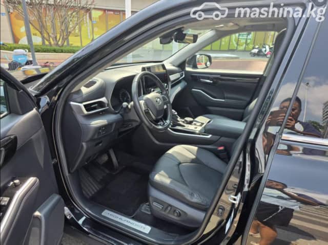 Toyota Highlander IV (U70) 2.5hyb AT 4WD