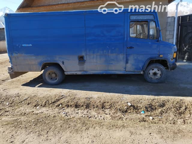 Mercedes-Benz Фургон (4х2)