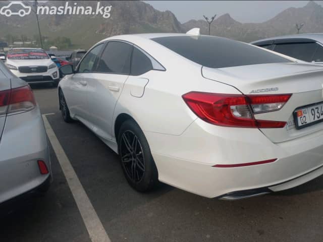Honda Accord IX Рестайлинг 2.0hyb CVT