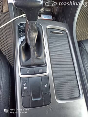 Kia K5 II 2.0 AT