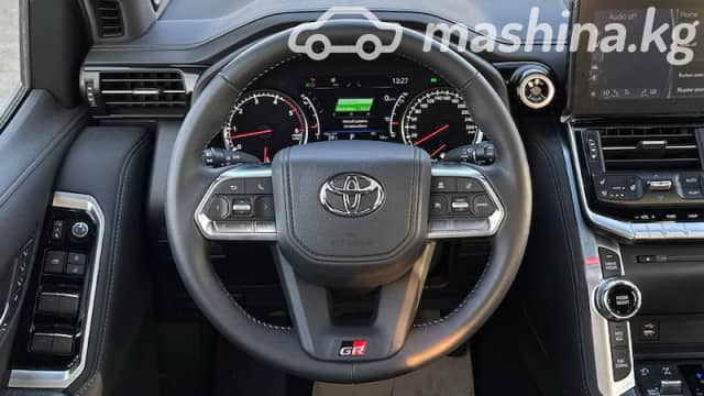Toyota Land Cruiser 300 Series 3.4d AT 4WD
