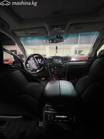 Lexus LX III 570 5.7 AT 4WD