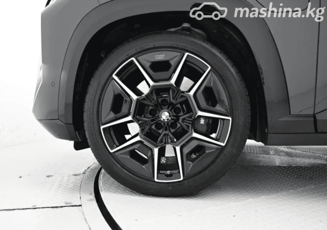 BMW XM 4.4hyb AT 4WD