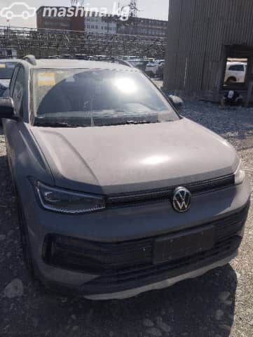 Volkswagen Tharu XR 1.5 AT