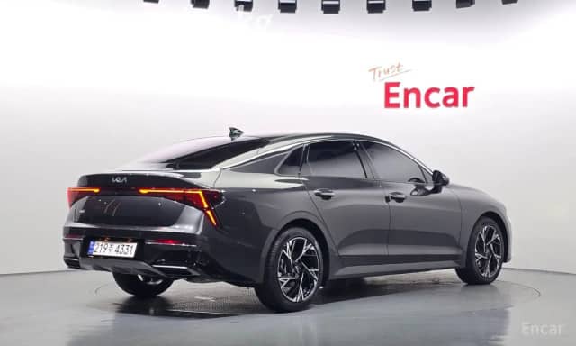 Kia K5 III Рестайлинг 2.0 AT