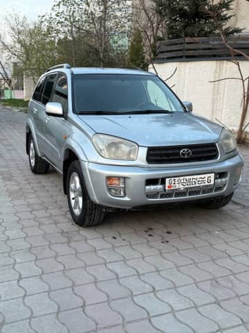 Toyota RAV4 II (XA20) 2.0 MT 4WD
