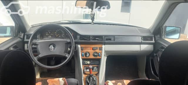 Mercedes-Benz W124 230 2.3 MT