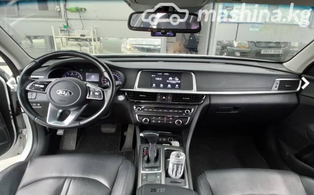 Kia K5 II 2.0 AT