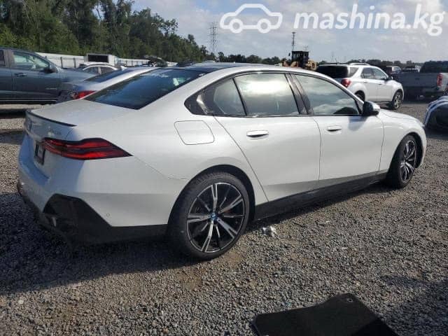 BMW 5 серии VIII (G60/G61/G68) 550e xDrive 3.0hyb AT 4WD