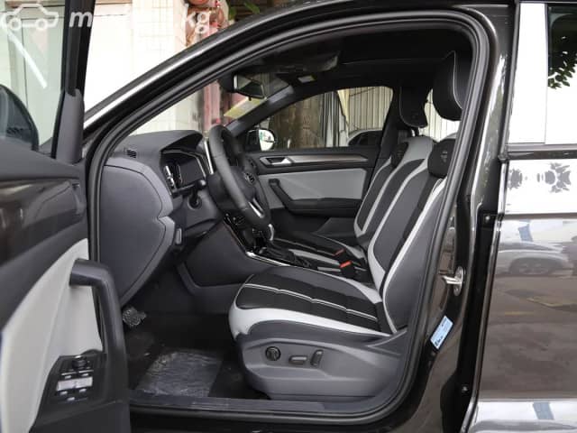 Volkswagen T-Roc I (China Market) 1.5 AMT
