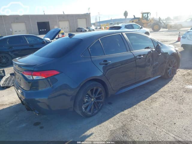 Toyota Corolla XII (E210) 2.0 CVT